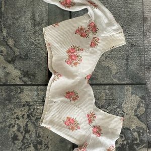70s inspired White and pink bell sleeved crop top